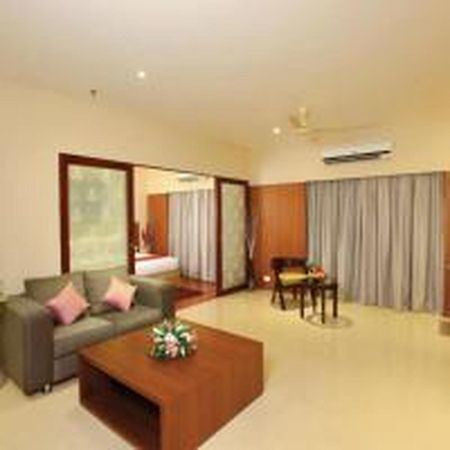 Jk Residency Cheruvathur المظهر الخارجي الصورة